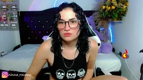 Snapshot of ninna_raven chatting on 04.25.26 Ninna online show from 04.25.26