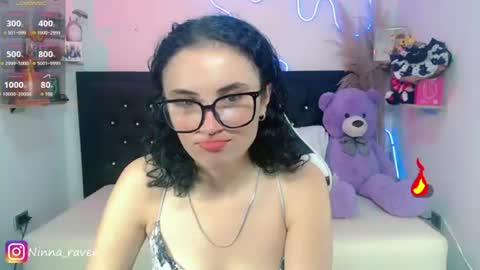 Snapshot of ninna_raven chatting on 06.14.26 Ninna online show from 06.14.26