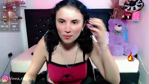 Snapshot of ninna_raven chatting on 06.20.26 Ninna online show from 06.20.26