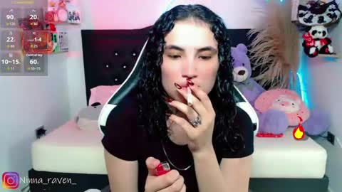 Snapshot of ninna_raven chatting on 07.25.26 Ninna online show from 07.25.26