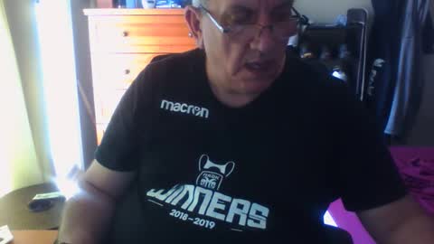 Snapshot of nionios67 chatting on 10.01.25 Dennis online show from 10.01.25