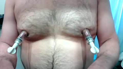 Snapshot of nipps2clamp chatting on 11.08.25 Joe online show from 11.08.25