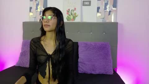 Nira Lux online show from 07.24.26