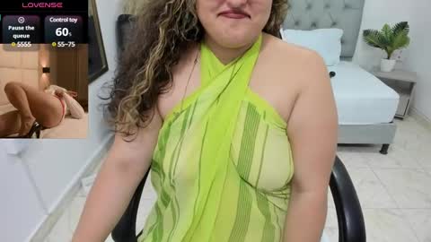 Snapshot of niraksil chatting on 12.19.24 Niraksil online show from 12.19.24