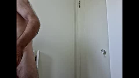 Snapshot of nirrikvad chatting on 11.08.25 iain online show from 11.08.25