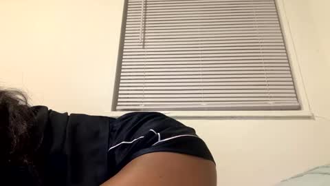 Snapshot of nirvanastar chatting on 12.19.24 nirvanastar online show from 12.19.24