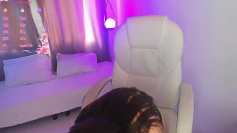 Snapshot of nixiesterling chatting on 04.17.26 Nixie online show from 04.17.26
