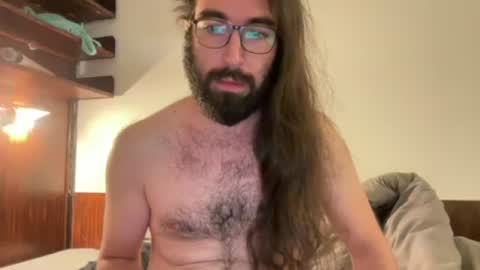 Snapshot of nizarsalloumpr chatting on 07.23.26 Khuan online show from 07.23.26