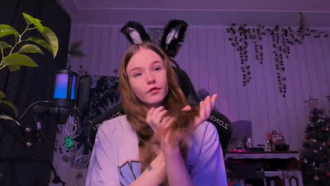 Tears Lora online show from 01.19.25