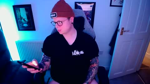 Snapshot of nlrb93 chatting on 12.23.24 BNate93 online show from 12.23.24