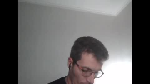 Snapshot of nmcandeias chatting on 02.23.25 Nuno online show from 02.23.25