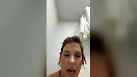 Snapshot of nndaniels2026 chatting on 05.09.26 Cum2Me online show from 05.09.26