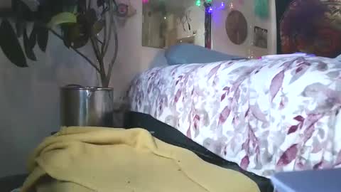 Leah online show from 09.08.25