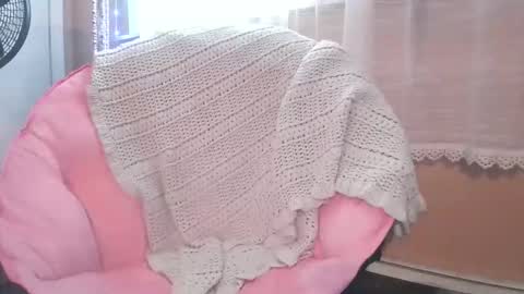 Leah online show from 12.04.25