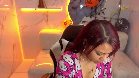 Noa  online show from 10.27.25