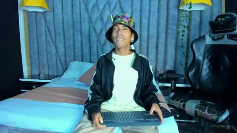 Noah online show from 05.12.26