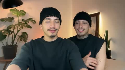 Snapshot of noah_and_steven chatting on 05.31.26 noah_and_steven online show from 05.31.26