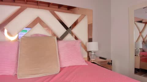 Sara  online show from 12.05.24