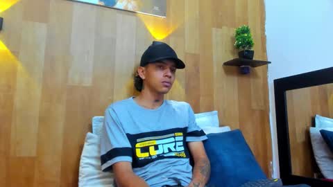 Snapshot of noah_blake0 chatting on 09.19.25 Noah Blake online show from 09.19.25