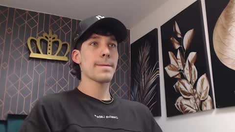 Noah Brigth online show from 03.05.25