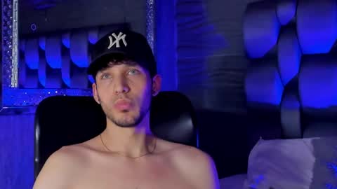 Noah Brigth online show from 10.27.25