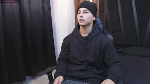 Noah online show from 03.08.26