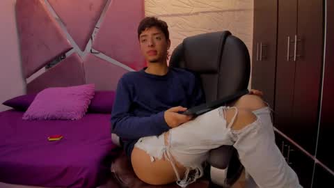 Snapshot of noah_deluca_ chatting on 03.16.26 Noah De Luca online show from 03.16.26