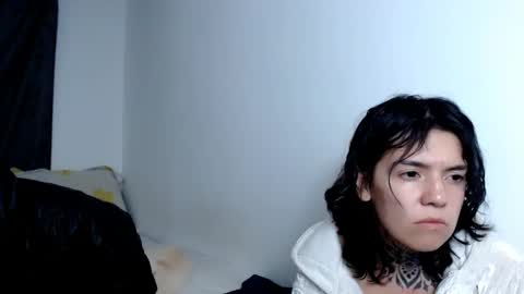 Snapshot of noah_martini chatting on 02.19.25 noah hehim online show from 02.19.25