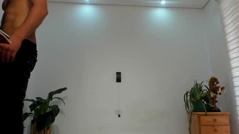 LIAM- noah online show from 02.28.26