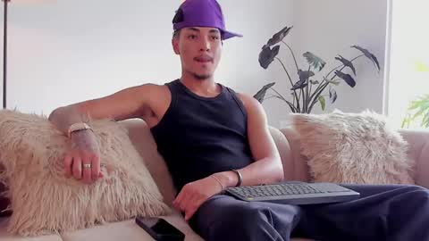 Snapshot of noahdaviss chatting on 05.12.26 noahdaviss online show from 05.12.26