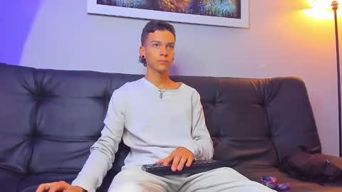 noahh_sky online show from 04.27.26