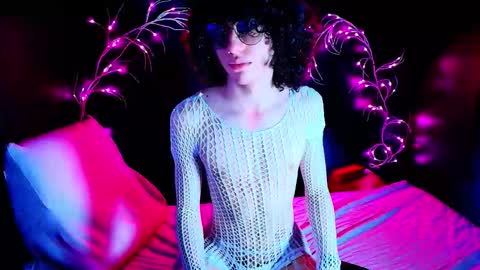 Snapshot of noahxtar chatting on 10.20.25 Noah Xtar online show from 10.20.25