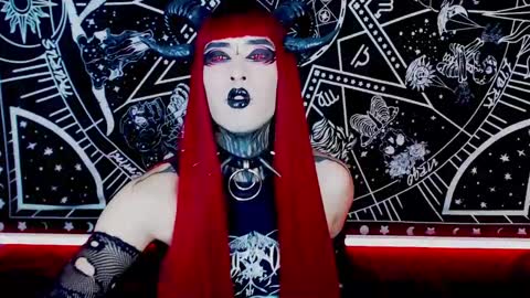 Snapshot of noamy_666 chatting on 12.08.24 caroline online show from 12.08.24