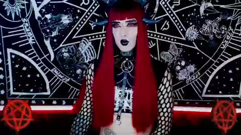 Snapshot of noamy_666 chatting on 12.10.24 caroline online show from 12.10.24