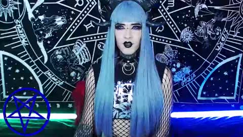 Snapshot of noamy_666 chatting on 12.27.24 caroline online show from 12.27.24