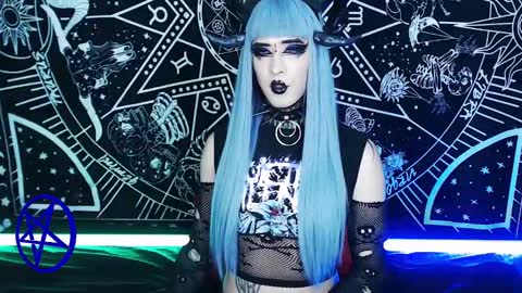 Snapshot of noamy_666 chatting on 01.28.25 caroline online show from 01.28.25