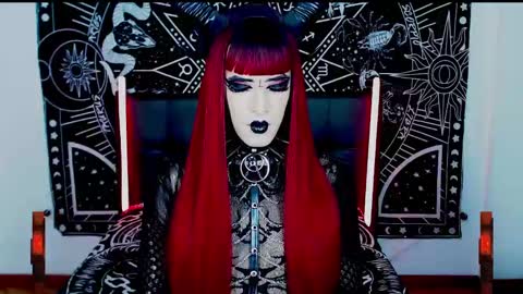 Snapshot of noamy_666 chatting on 02.08.25 caroline online show from 02.08.25