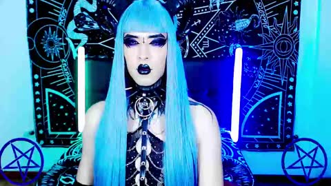 Snapshot of noamy_666 chatting on 02.10.25 caroline online show from 02.10.25