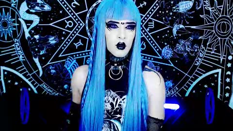 Snapshot of noamy_666 chatting on 03.12.25 caroline online show from 03.12.25