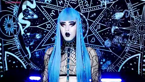 Snapshot of noamy_666 chatting on 09.10.25 caroline online show from 09.10.25