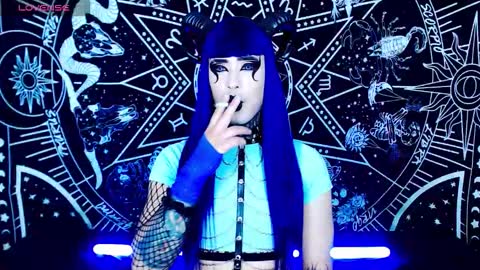 Snapshot of noamy_666 chatting on 09.11.25 caroline online show from 09.11.25