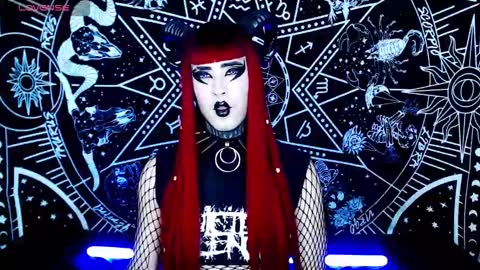 Snapshot of noamy_666 chatting on 09.12.25 caroline online show from 09.12.25