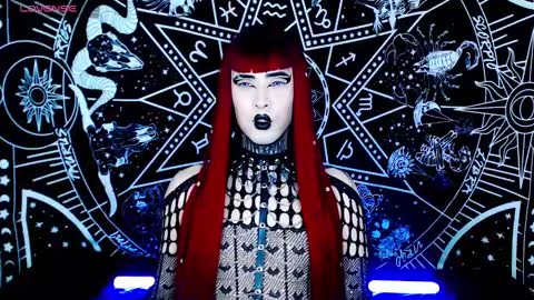 Snapshot of noamy_666 chatting on 10.07.25 caroline online show from 10.07.25