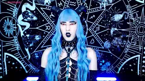 Snapshot of noamy_666 chatting on 10.09.25 caroline online show from 10.09.25