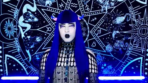 Snapshot of noamy_666 chatting on 11.22.25 caroline online show from 11.22.25