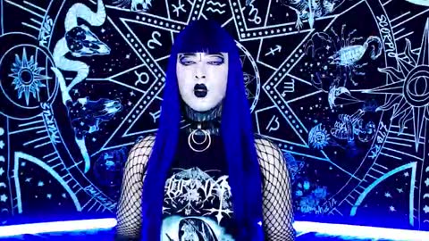 Snapshot of noamy_666 chatting on 12.19.25 caroline online show from 12.19.25