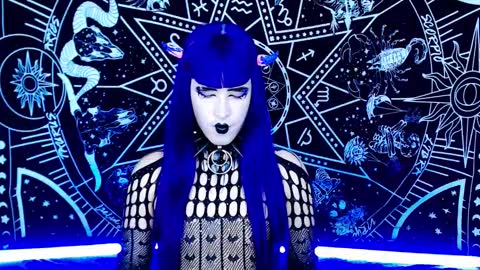 Snapshot of noamy_666 chatting on 12.21.25 caroline online show from 12.21.25