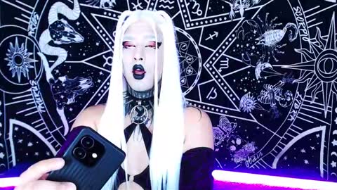 Snapshot of noamy_666 chatting on 03.29.26 caroline online show from 03.29.26