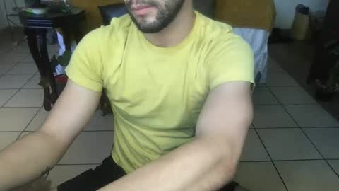 Snapshot of nobudget06 chatting on 01.19.25 nobudget06 online show from 01.19.25