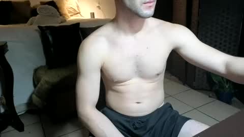 Snapshot of nobudget06 chatting on 02.13.25 nobudget06 online show from 02.13.25